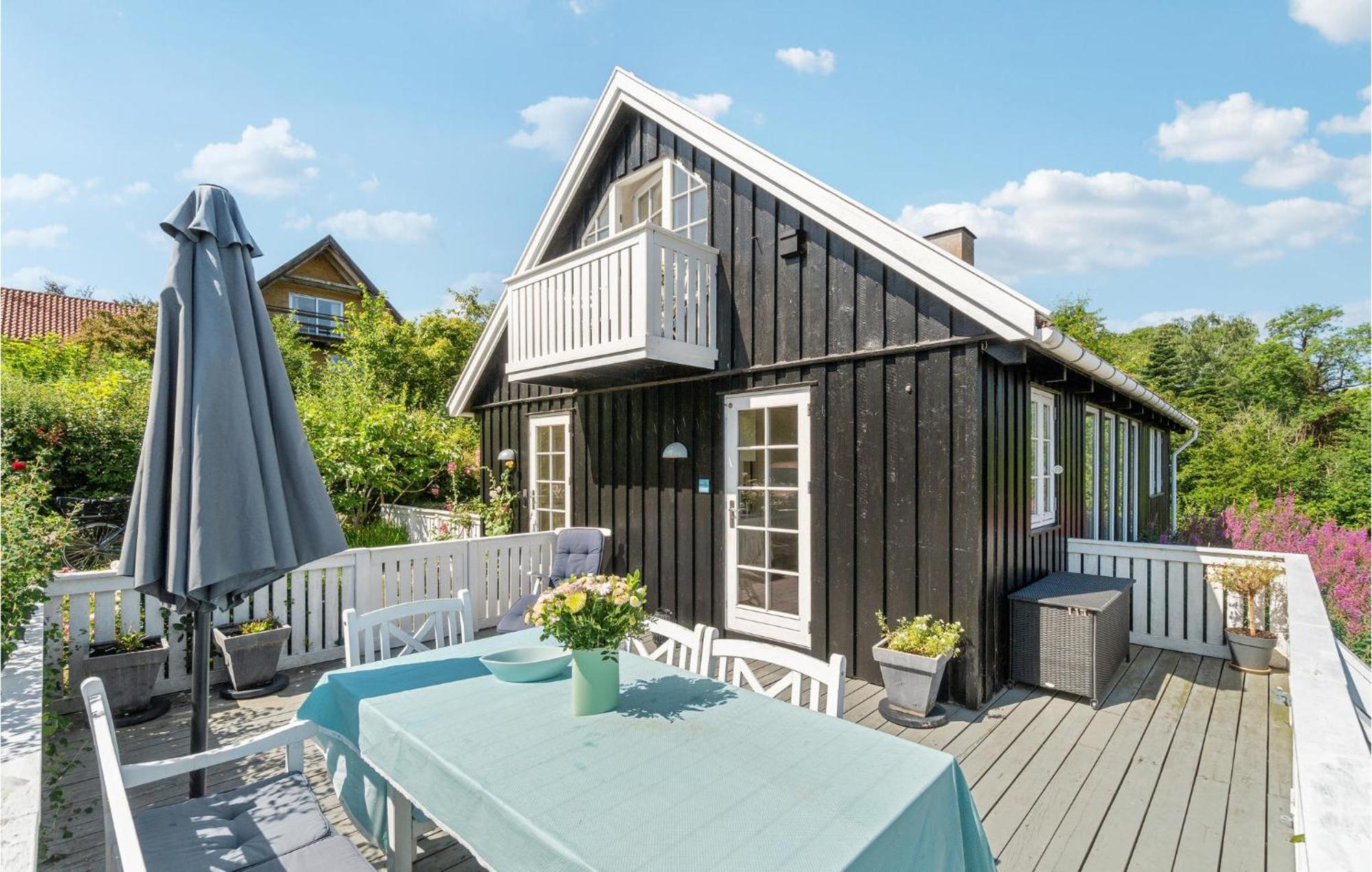 Lovely Home In Svaneke With House Sea View Exteriör bild