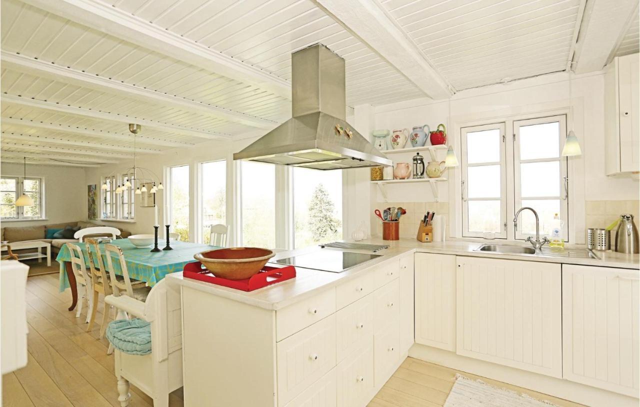 Lovely Home In Svaneke With House Sea View Exteriör bild